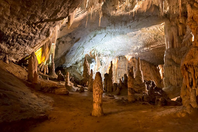 Grotte di Postumia